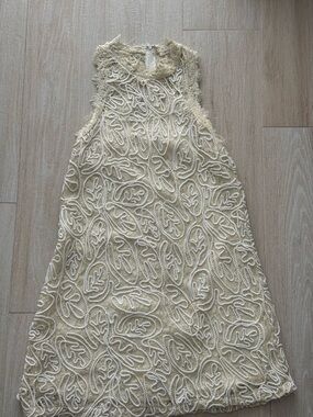 Sleeveless Cream Lace A-Line Dress